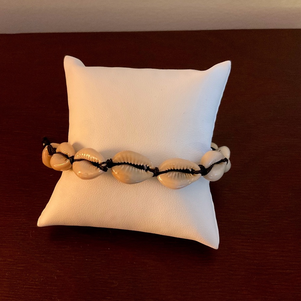 Cowrie Shell Bracelet